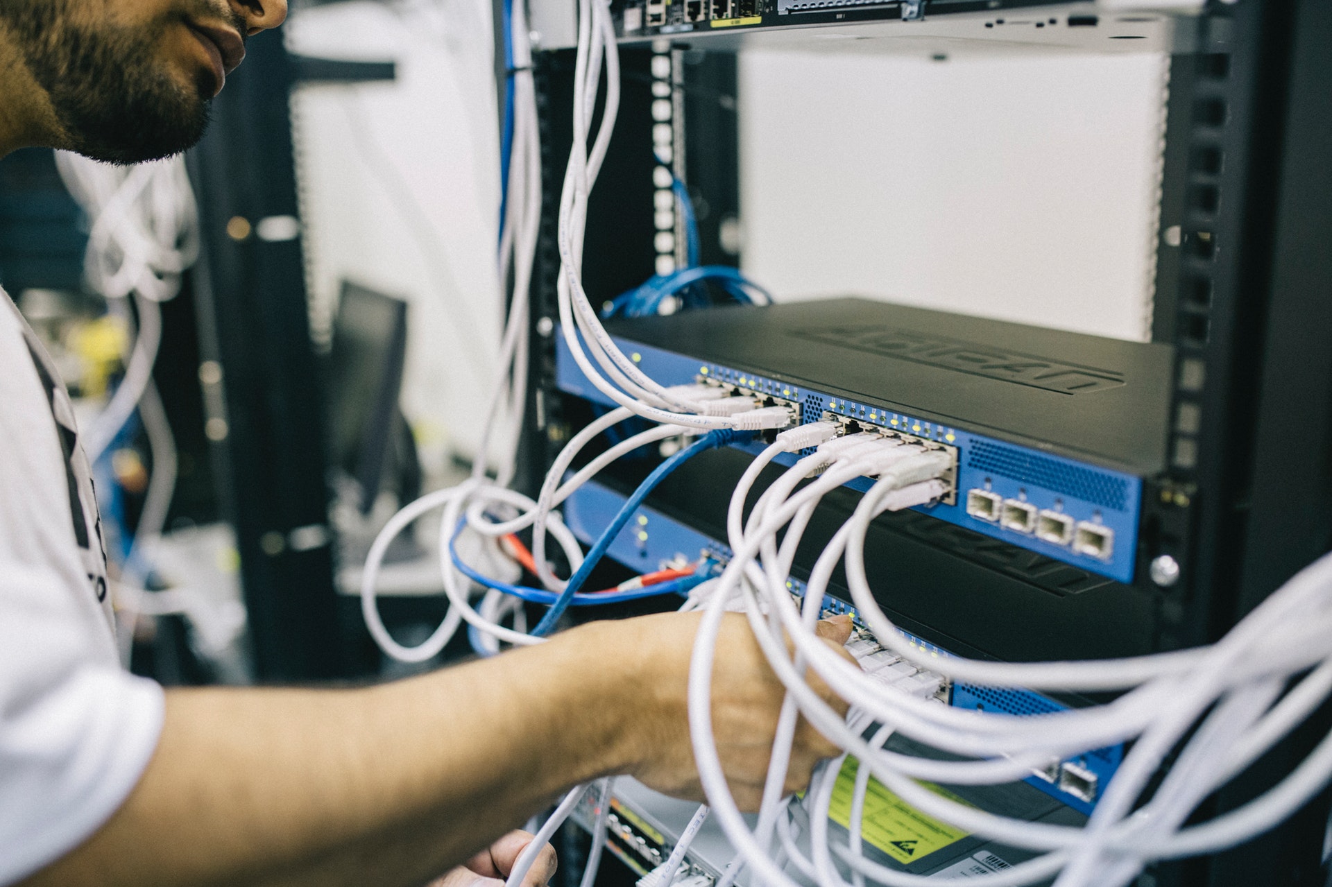 5 ways to provide outstanding technical support | Storm Internet
