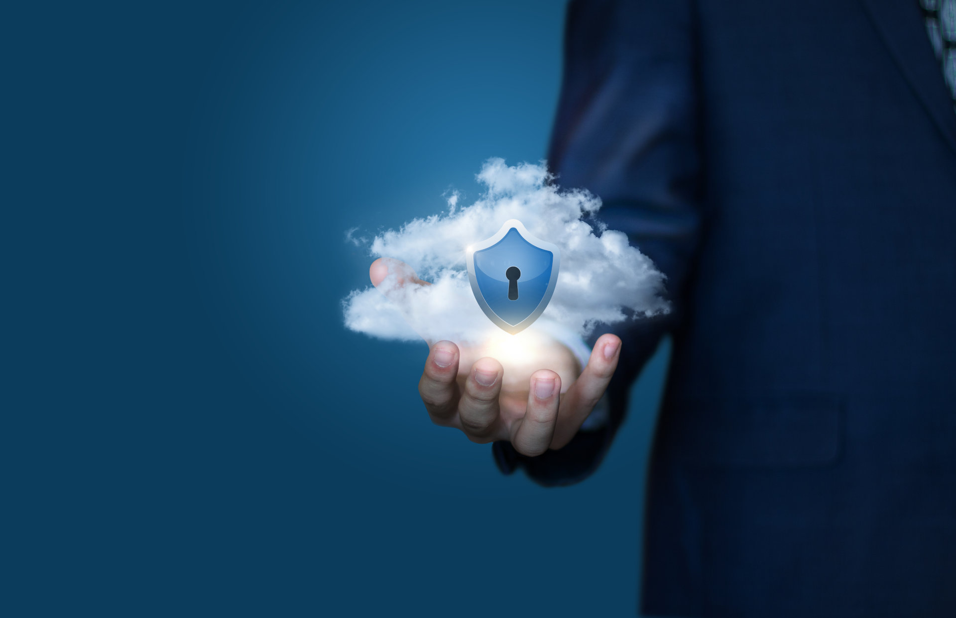 Storm Private Cloud v AWS