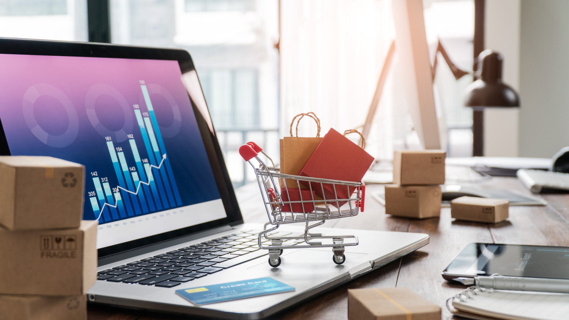Summary: Semrush State of eCommerce 2023 Report